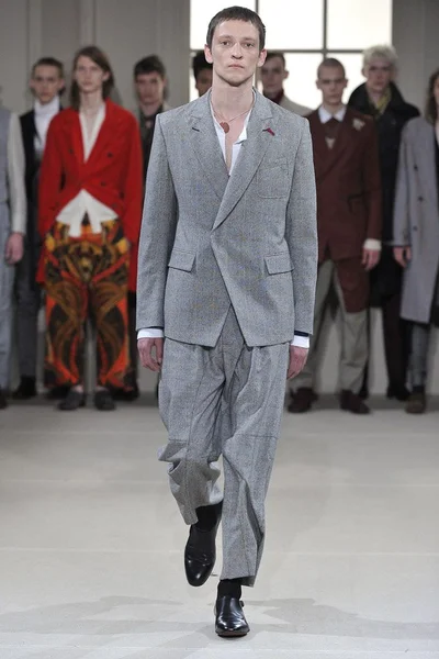 Look 21